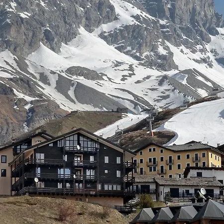 Mcx Vacation - Plateau View, Modern Mountain Studio, Ski-in, Ski-out In Breuil-Cervinia